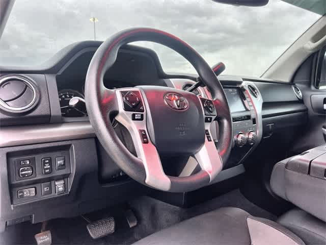 Thumbnail: 2020 Toyota Tundra - 15