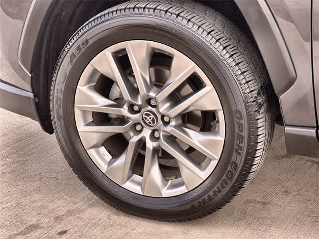 Thumbnail: 2023 Toyota RAV4 - 9