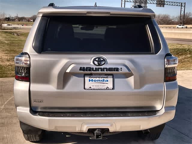 Thumbnail: 2022 Toyota 4Runner - 6