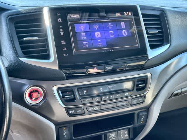 Thumbnail: 2018 Honda Pilot - 18