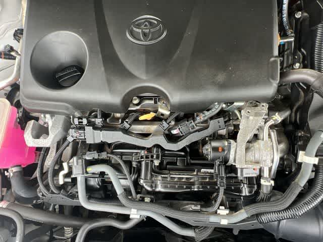 Thumbnail: 2021 Toyota RAV4 - 10