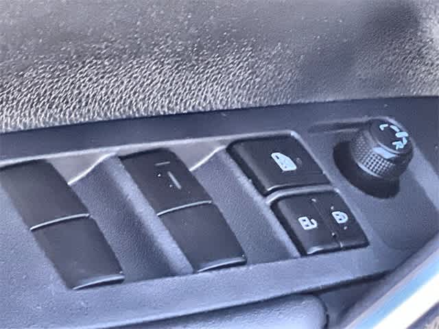 Thumbnail: 2023 Toyota Corolla Cross - 30