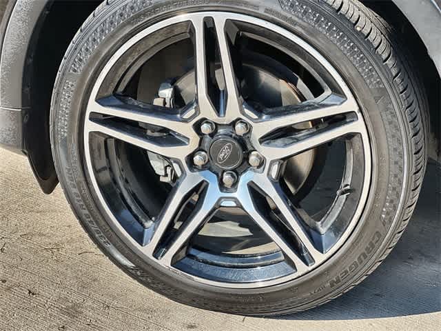 Thumbnail: 2019 Ford Escape - 9