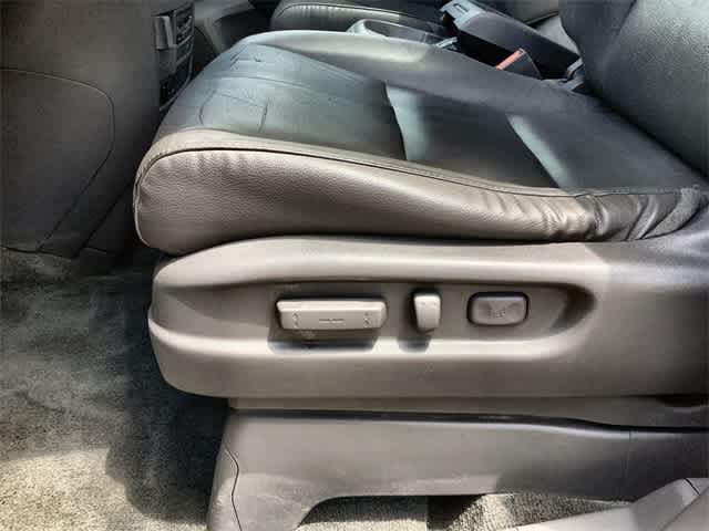 Thumbnail: 2015 Honda Odyssey - 31