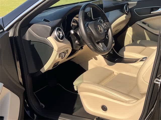 Thumbnail: 2016 Mercedes-Benz CLA - 3