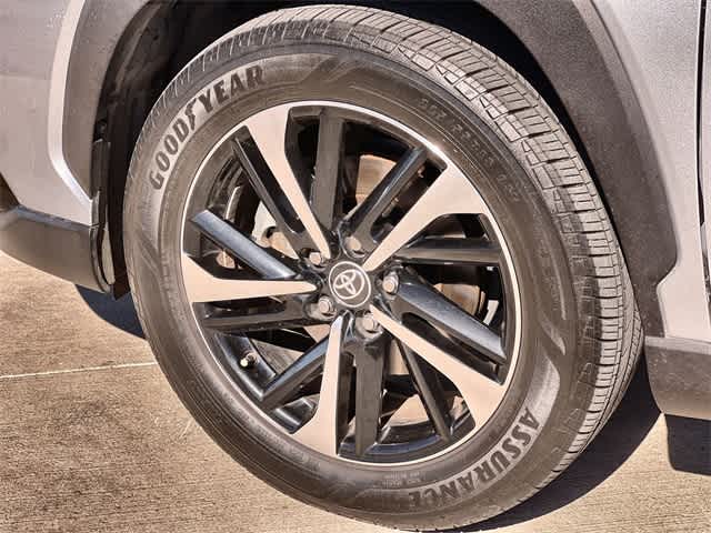 Thumbnail: 2023 Toyota Corolla Cross - 9