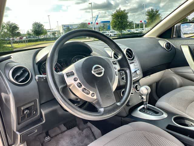 Thumbnail: 2011 Nissan Rogue - 15