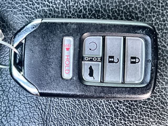 Thumbnail: 2021 Honda Pilot - 21