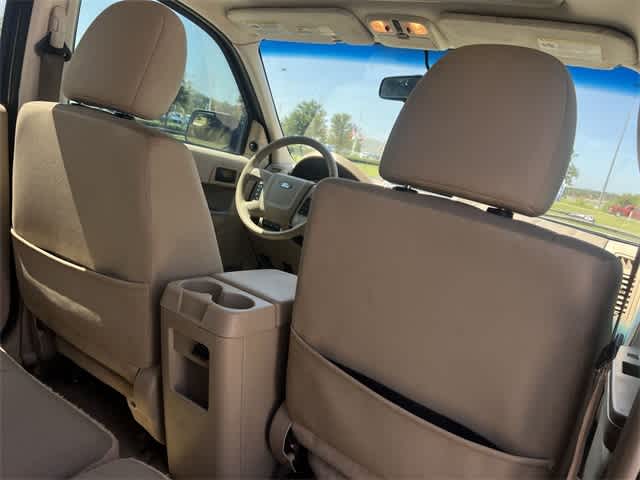 Thumbnail: 2012 Ford Escape - 13