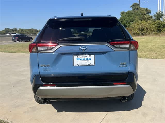 Thumbnail: 2022 Toyota RAV4 - 6