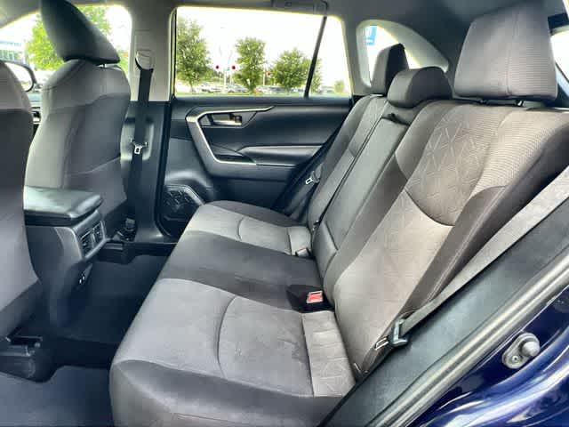 Thumbnail: 2019 Toyota RAV4 - 13