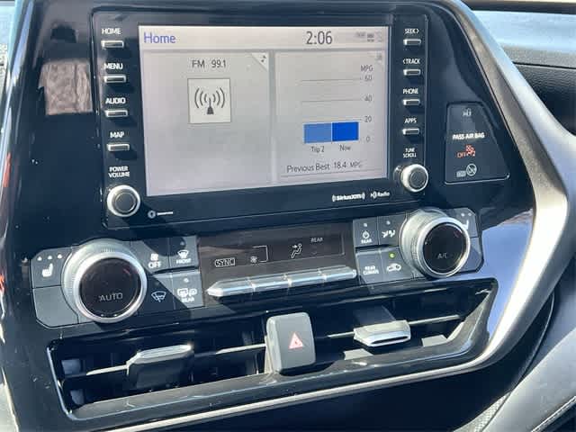 Thumbnail: 2020 Toyota Highlander - 18