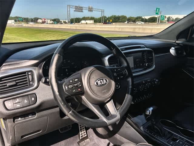 Thumbnail: 2017 Kia Sorento - 15