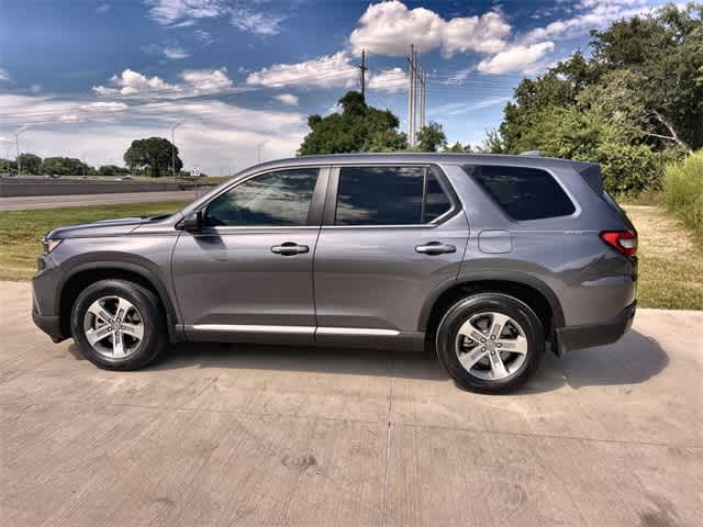 Thumbnail: 2023 Honda Pilot - 4
