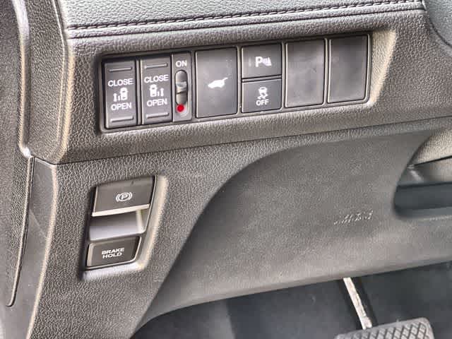 Thumbnail: 2026 Honda Odyssey - 29