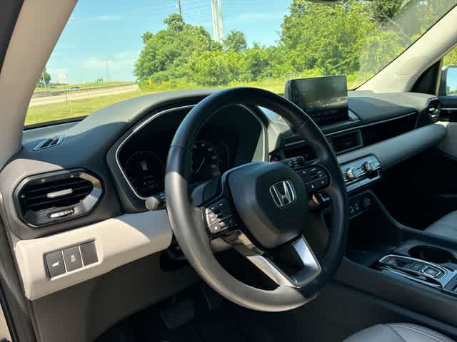 Thumbnail: 2023 Honda Pilot - 15