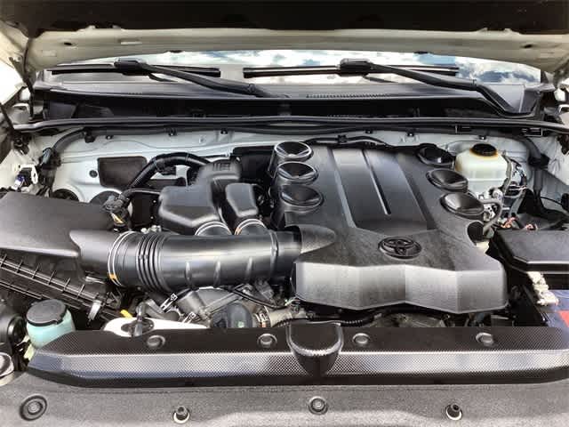 2017 Toyota 4Runner Limited 10