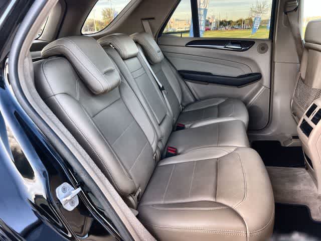 Thumbnail: 2013 Mercedes-Benz M-Class - 14