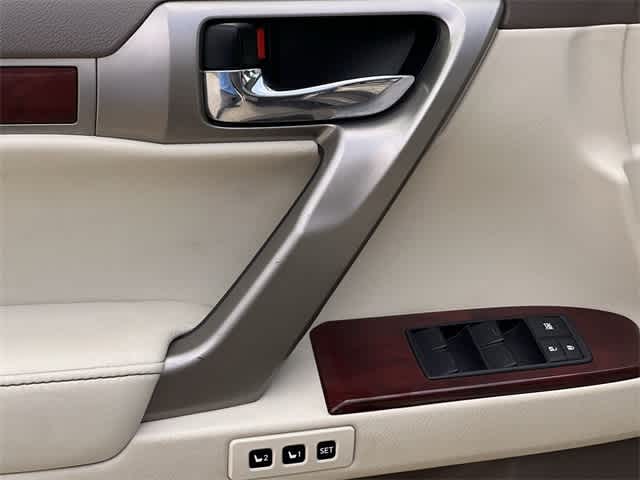 Thumbnail: 2013 Lexus GX - 30