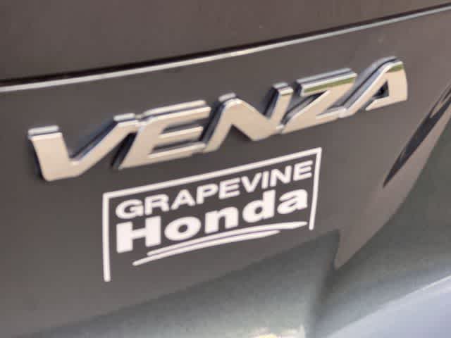 Thumbnail: 2024 Toyota Venza - 8