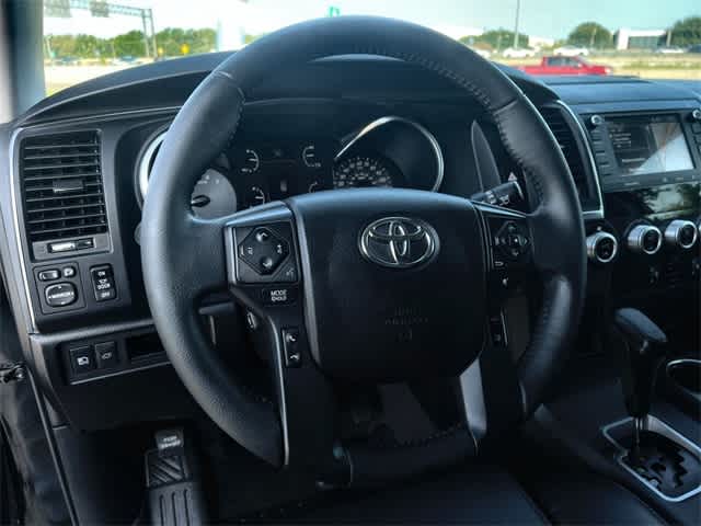 Thumbnail: 2021 Toyota Sequoia - 17