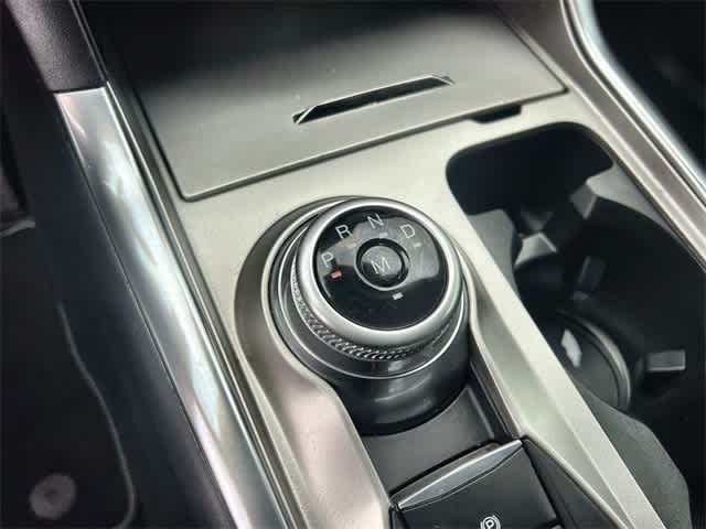 Thumbnail: 2020 Ford Explorer - 16