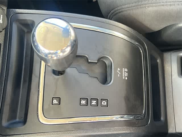 Thumbnail: 2015 Jeep Patriot - 16