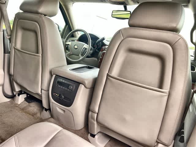 Thumbnail: 2014 Chevrolet Suburban - 13