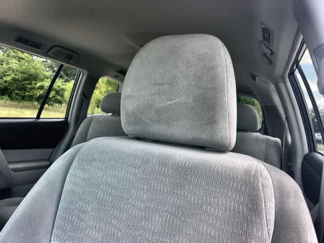Thumbnail: 2012 Toyota Highlander - 24