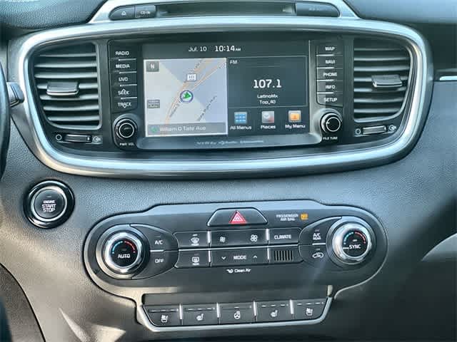 Thumbnail: 2017 Kia Sorento - 18