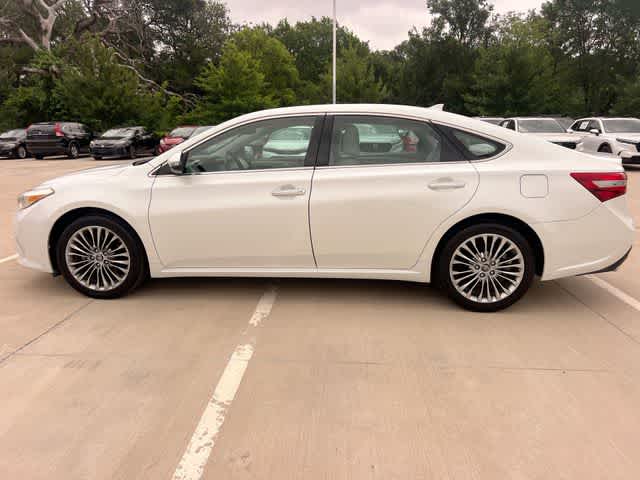 Thumbnail: 2017 Toyota Avalon - 4