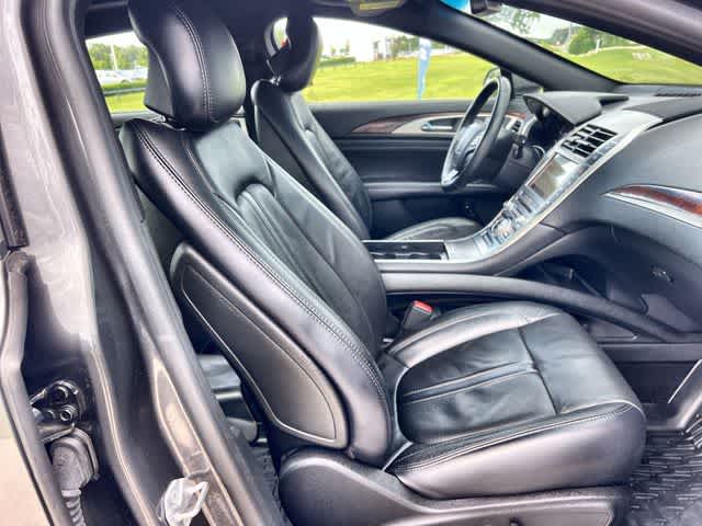 Thumbnail: 2017 Lincoln MKZ - 12