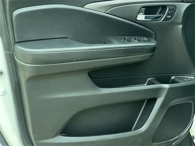 2020 Honda Pilot EX-L 30