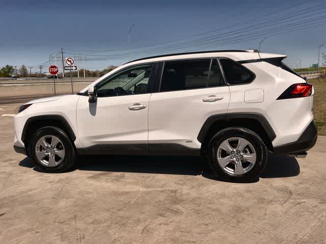 Thumbnail: 2022 Toyota RAV4 - 4