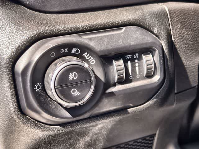 Thumbnail: 2022 Jeep Gladiator - 34