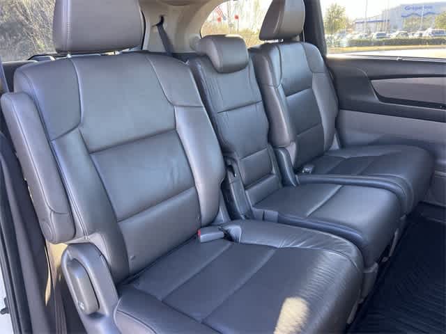 Thumbnail: 2015 Honda Odyssey - 14
