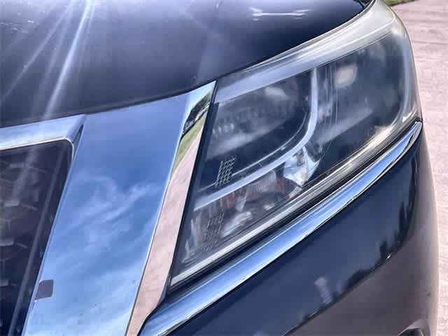 Thumbnail: 2015 Nissan Pathfinder - 24