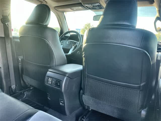 Thumbnail: 2016 Toyota 4Runner - 13