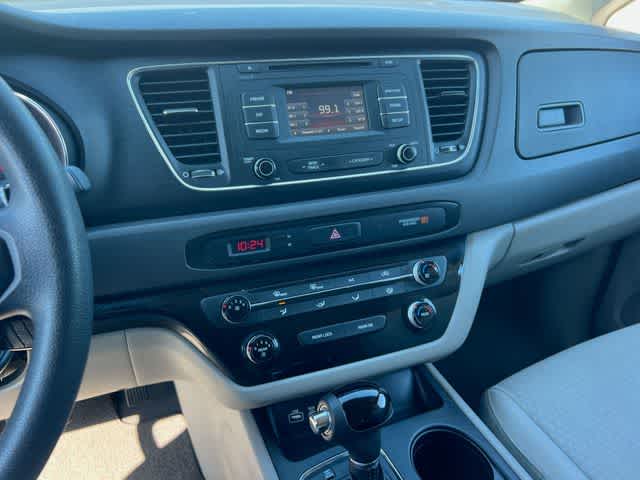 Thumbnail: 2016 Kia Sedona - 18