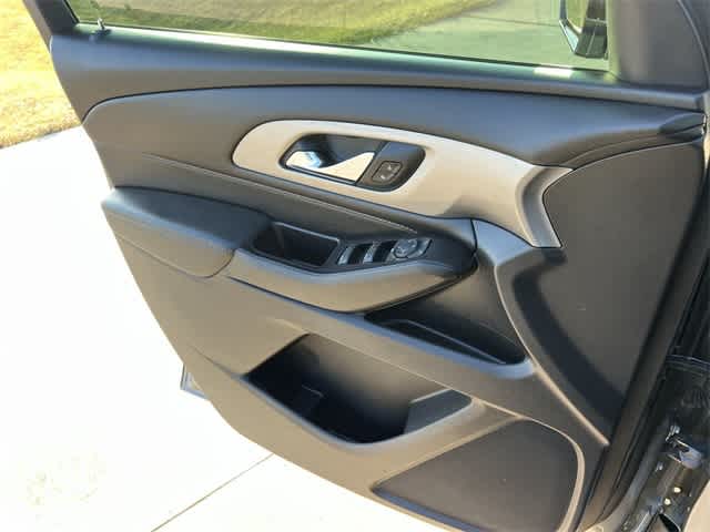 Thumbnail: 2019 Chevrolet Traverse - 30