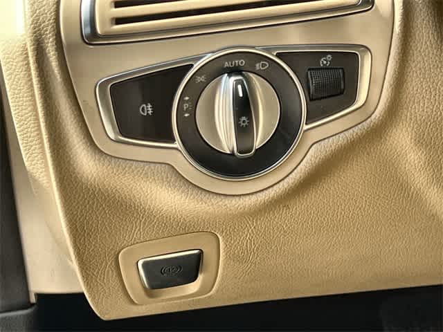 Thumbnail: 2021 Mercedes-Benz C-Class - 29