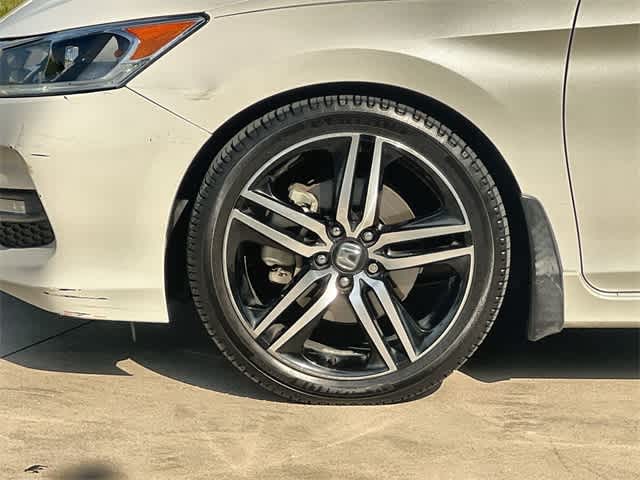 Thumbnail: 2016 Honda Accord - 9