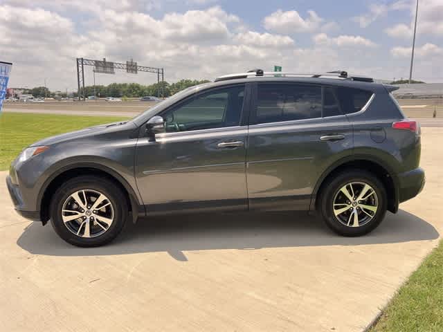 2018 Toyota RAV4 XLE 4