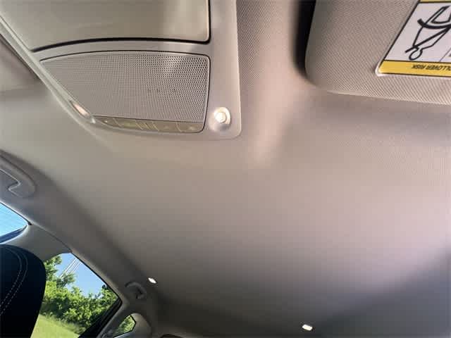 2015 Nissan Murano SV 32