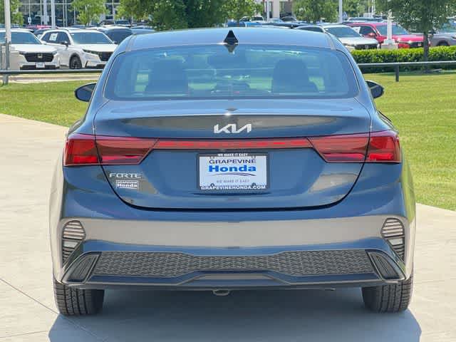 Thumbnail: 2023 Kia Forte - 6