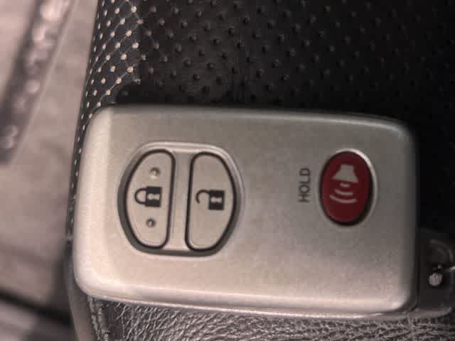 Thumbnail: 2015 Toyota 4Runner - 21