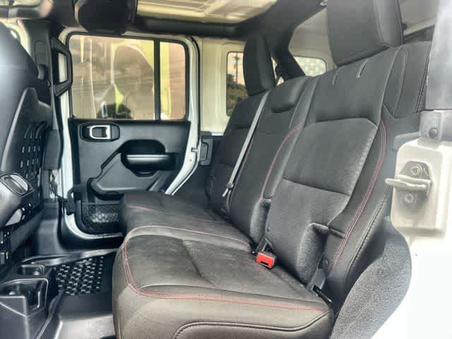 Thumbnail: 2018 Jeep Wrangler - 13