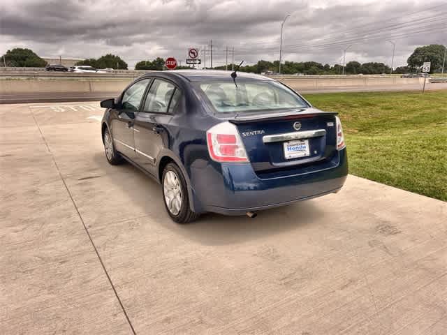 Thumbnail: 2011 Nissan Sentra - 8