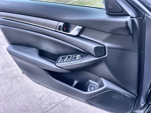 Thumbnail: 2019 Honda Accord - 30