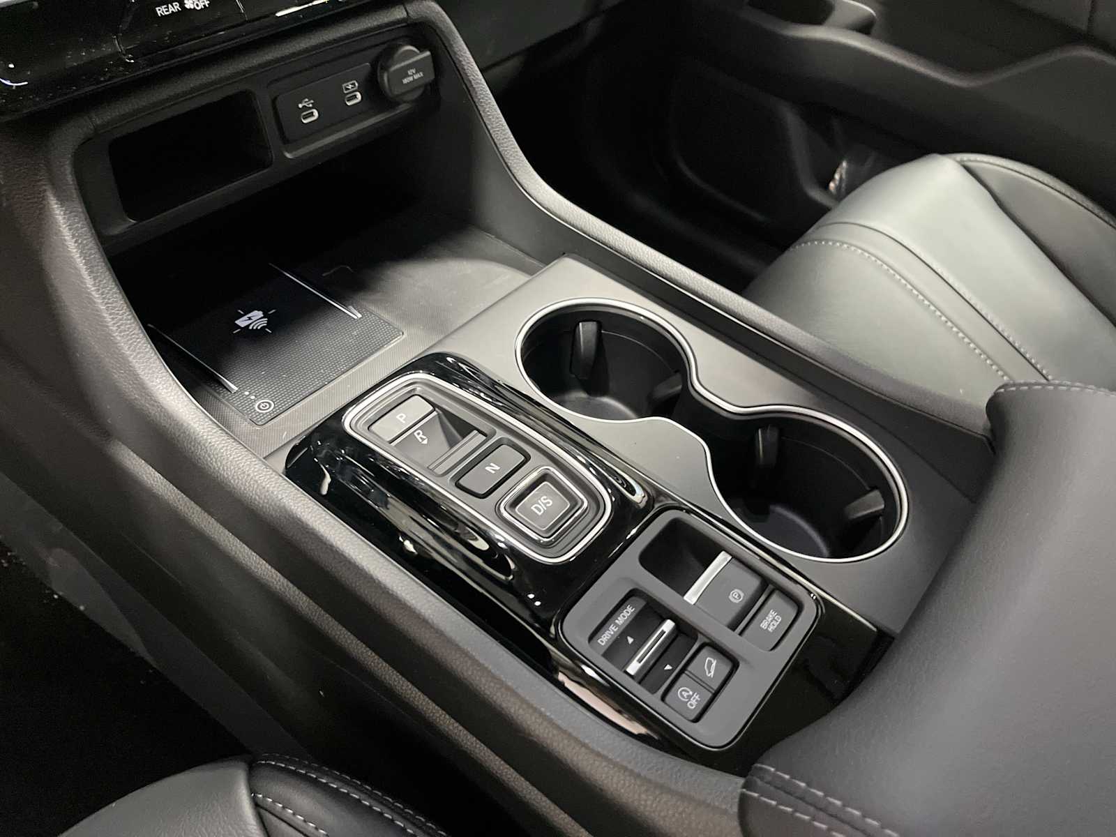 Thumbnail: 2026 Honda Pilot - 23